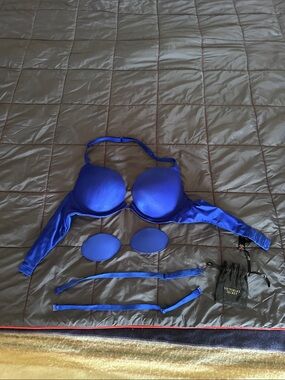 Victoria secret bra very sexy plunge 36C
